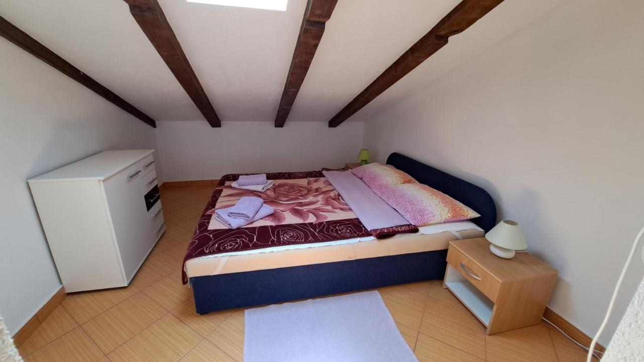 Cozy Apartments Baska Екстериор снимка