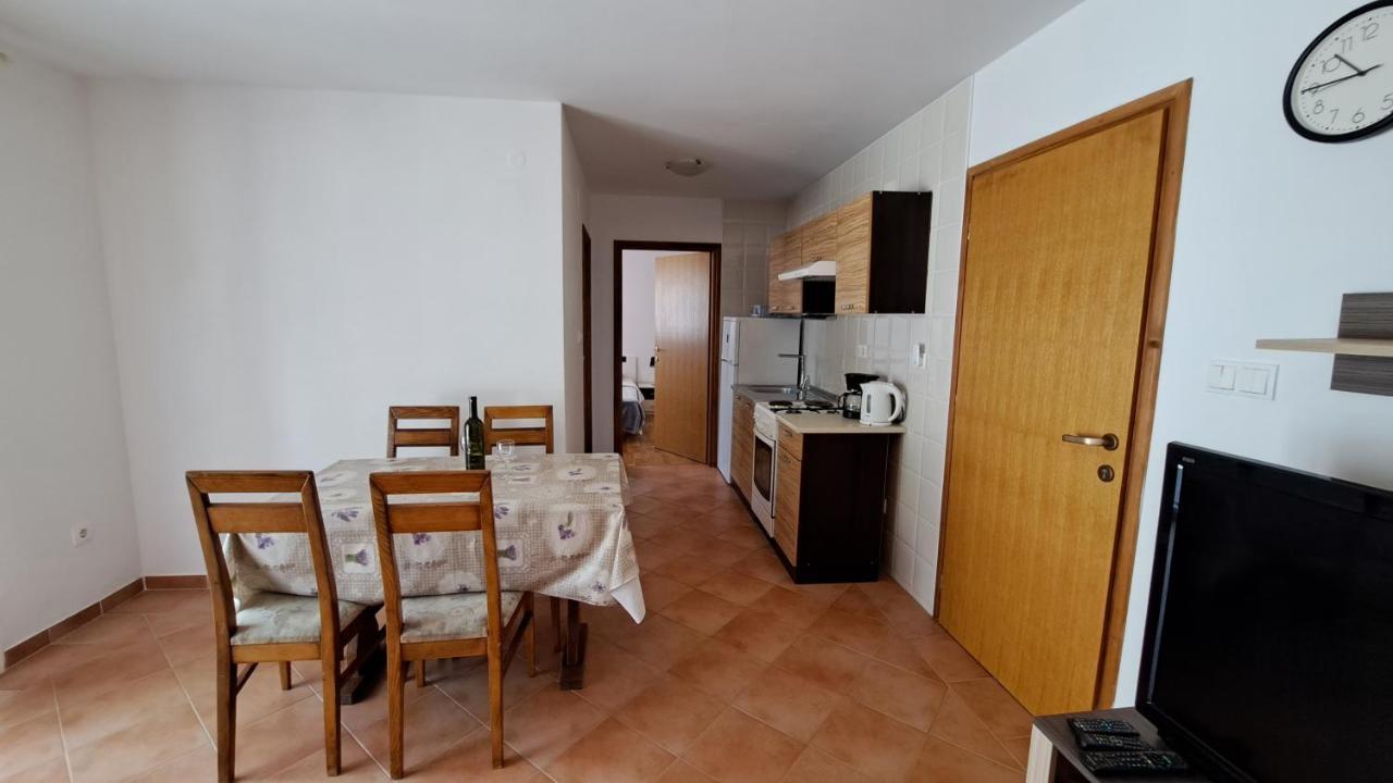 Cozy Apartments Baska Екстериор снимка