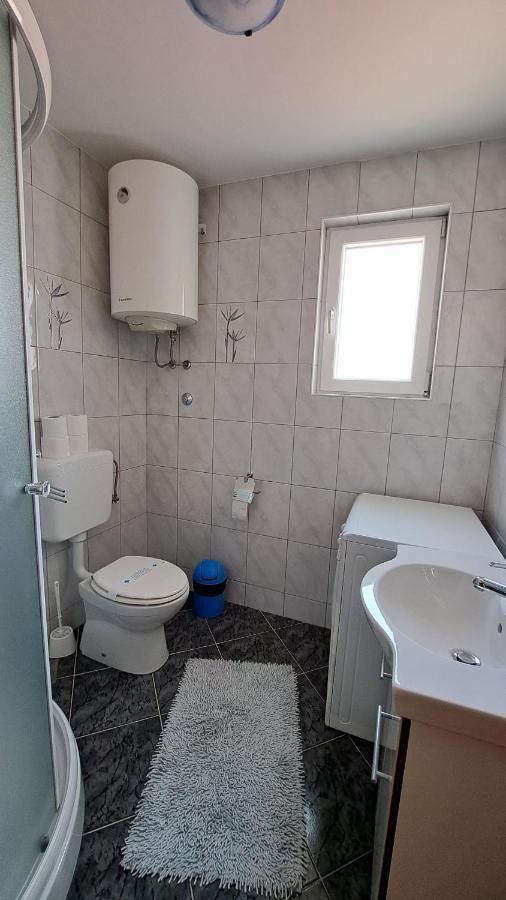 Cozy Apartments Baska Екстериор снимка
