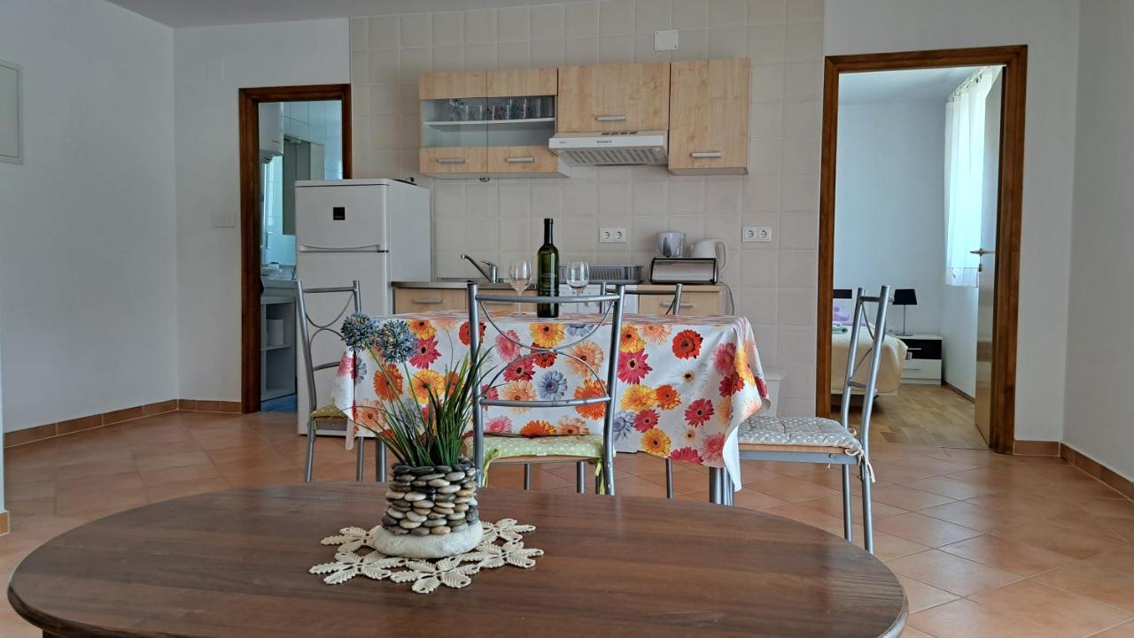 Cozy Apartments Baska Екстериор снимка
