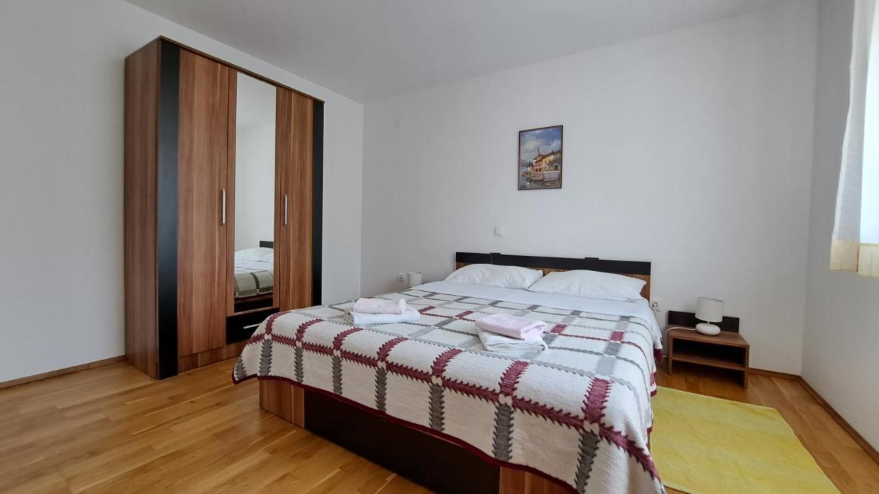 Cozy Apartments Baska Екстериор снимка